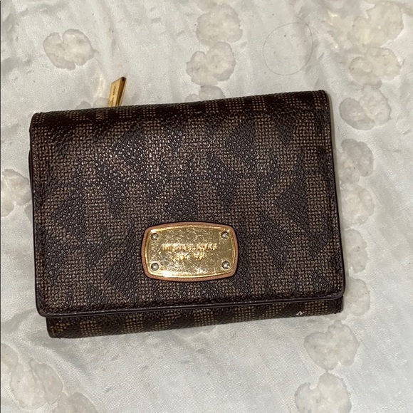 SOLD - Picture 6 of 8